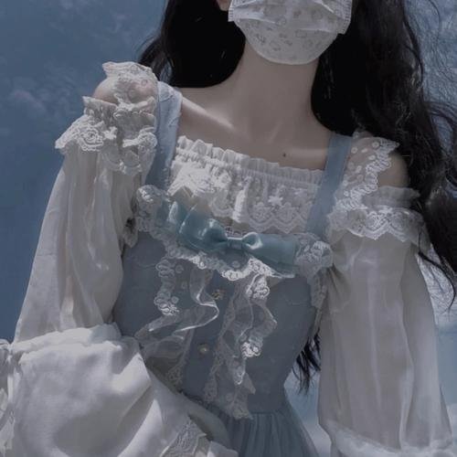 神秘裸女